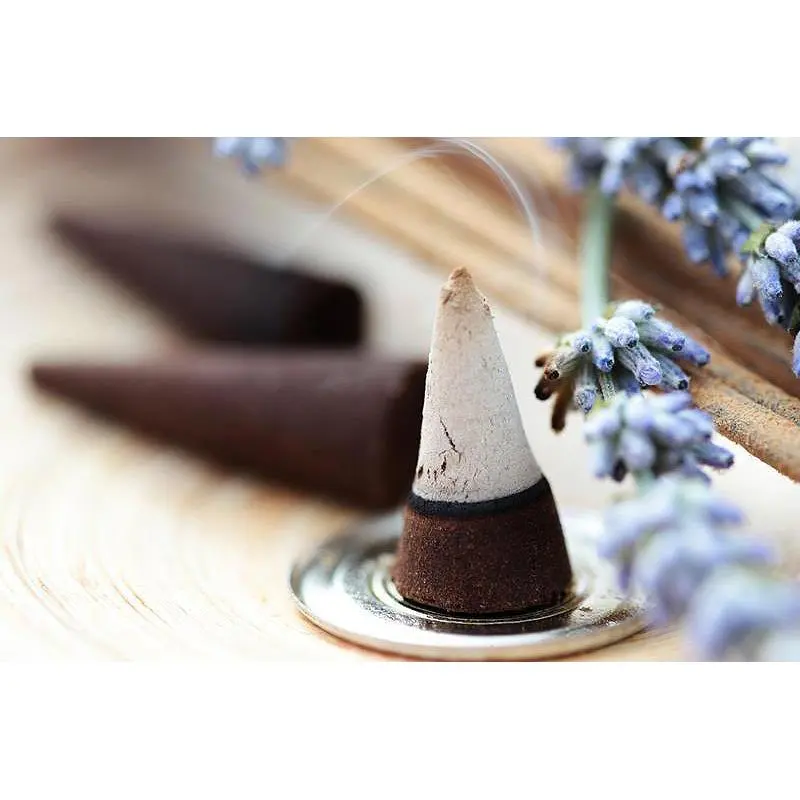 Lavanda, conuri parfumatev