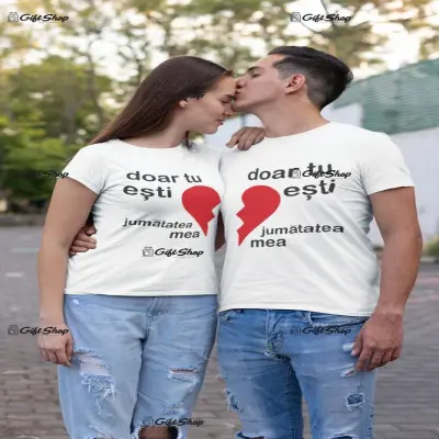 Doar tu esti ...,set 2 tricouri cu mesaje