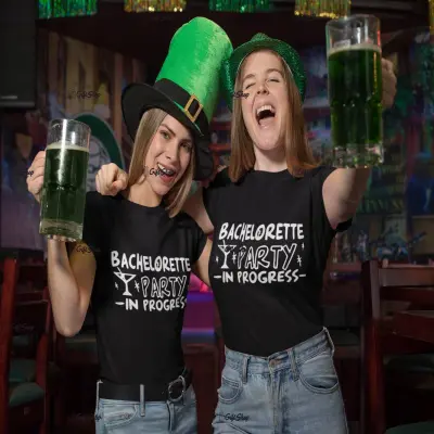 Bachelorette party in progress, tricou cu mesaj