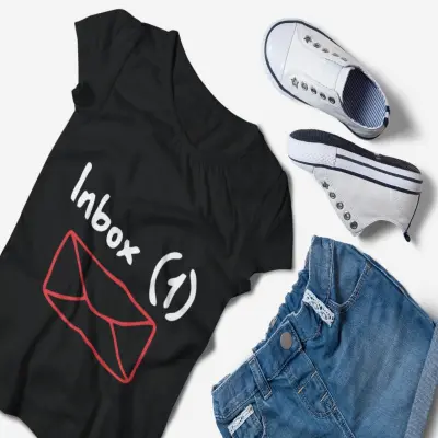 Inbox 1, tricou cu mesaj