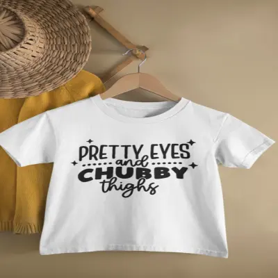 Pretty eyes and ..., tricou cu mesaj