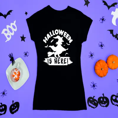 Halloween is here, tricou cu mesaj