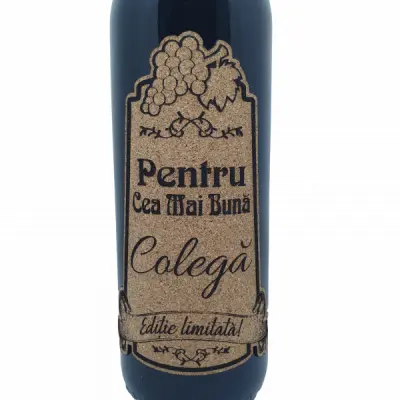 Pentru cea mai buna colega, editie limitata, vin rosu cabernet sauvignon, demisec, 750ml, 13.5% alcool