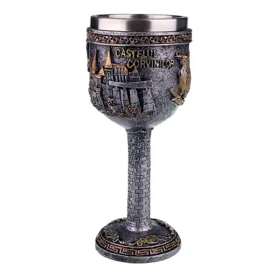Castelul corvinilor, romania, pocal din metal si rasina